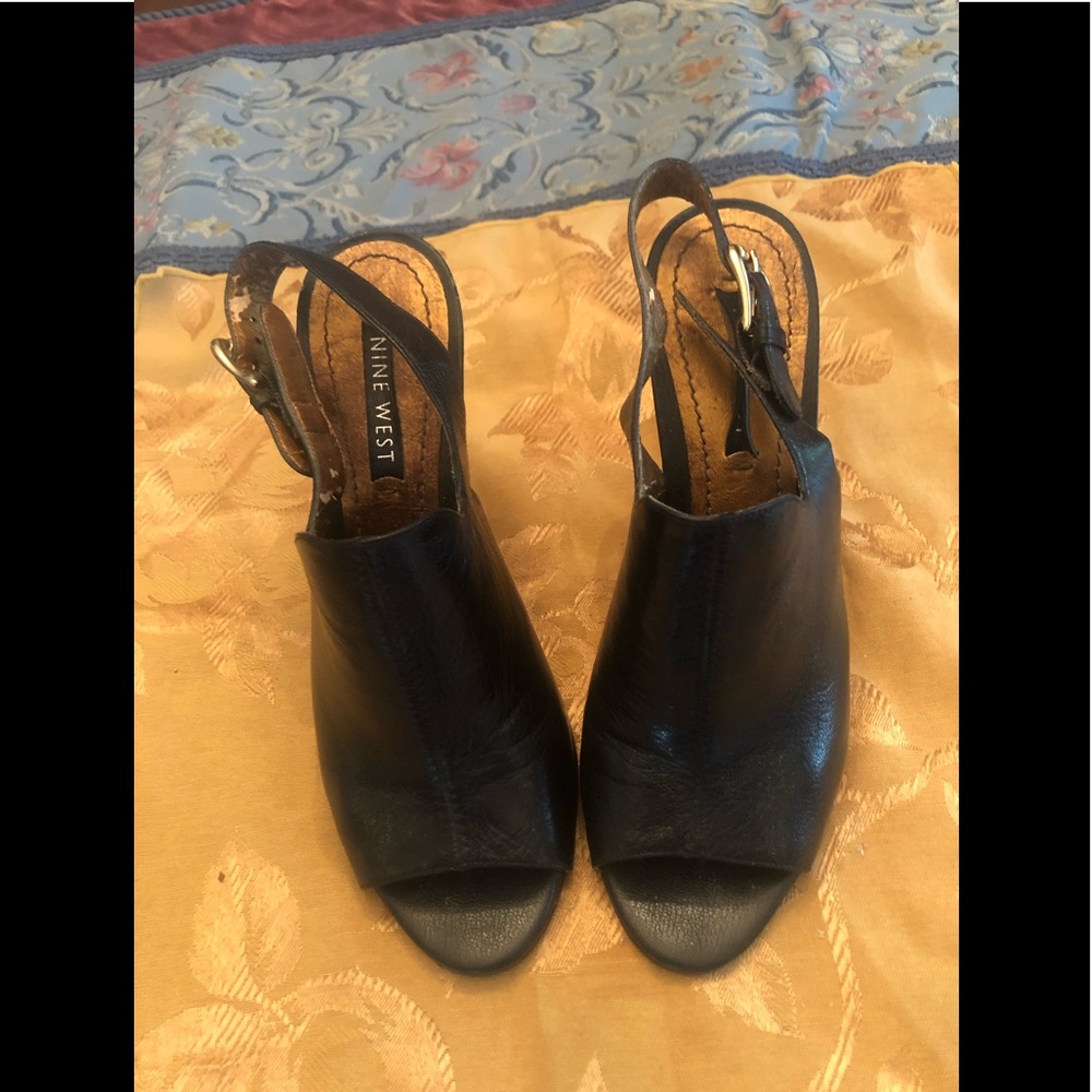 Nine West Black Leather Upper With Clear Leopard Print Wedge Shoes. Size 7 1/2